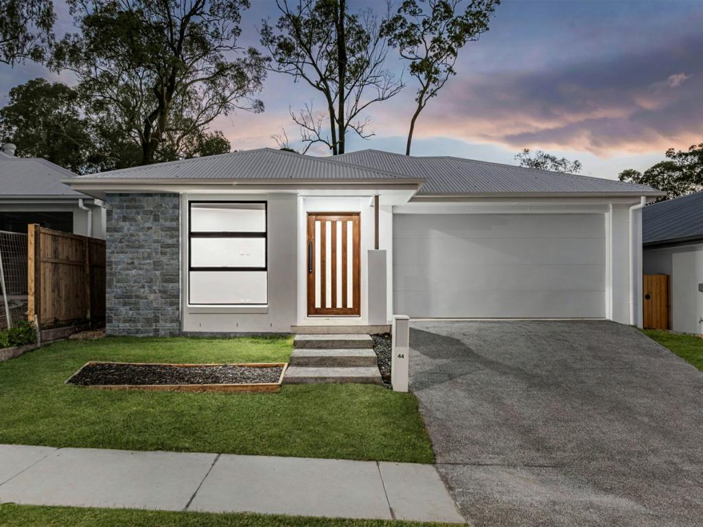 44 Walker St, Park Ridge, QLD 4125