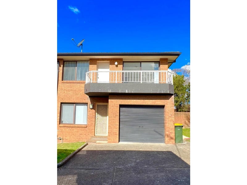 13/10 BUNTING ST, EMERTON, NSW 2770