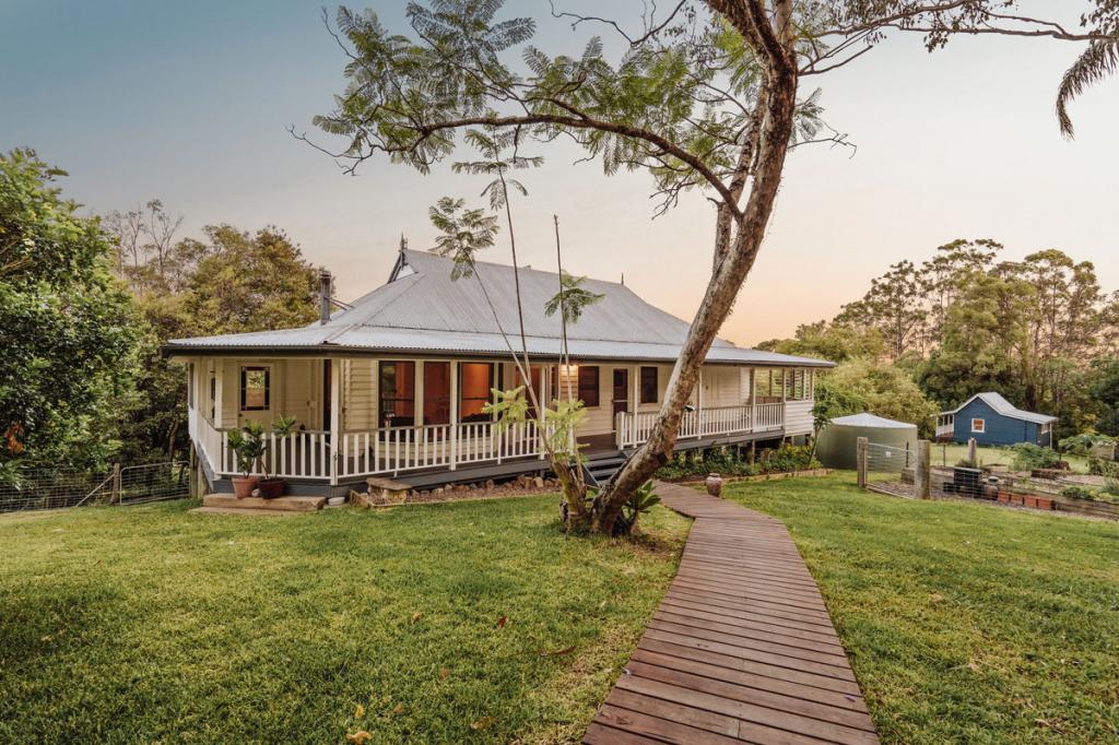 74 CAMPHOR RD, PINBARREN, QLD 4568