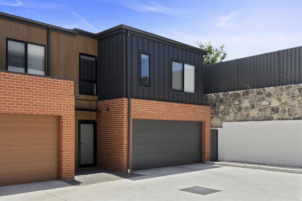 17 Willunga Ct, Watson, ACT 2602