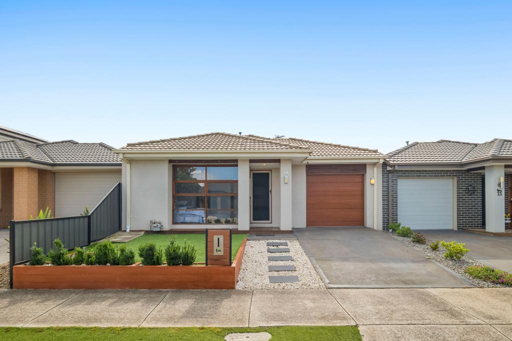 13 TUNNEL RD, WOLLERT, VIC 3750