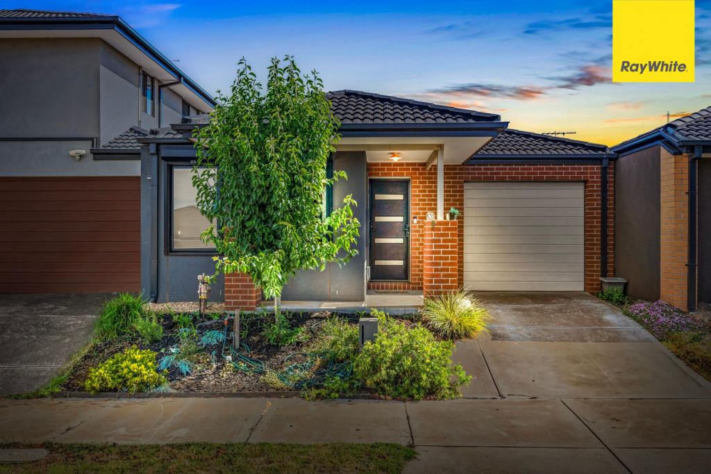 34 Bristol St, Strathtulloh, VIC 3338