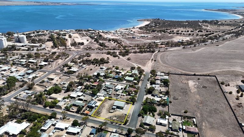 33 - 35 Mudge Tce, Streaky Bay, SA 5680