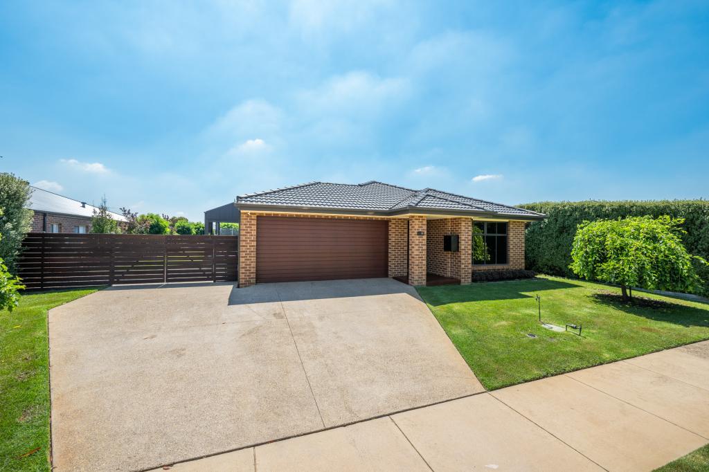 22 Westwood Dr, Mooroopna, VIC 3629