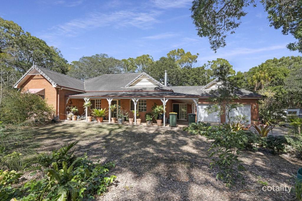 35 Sylvan Dr, Moore Park Beach, QLD 4670