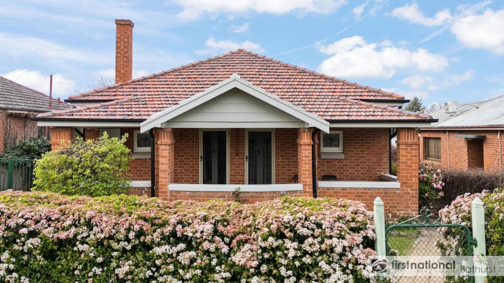 71 BRILLIANT ST, BATHURST, NSW 2795