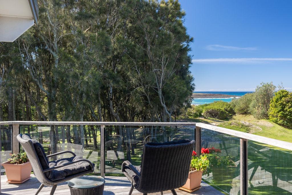 11 Harrington Cres, Bawley Point, NSW 2539