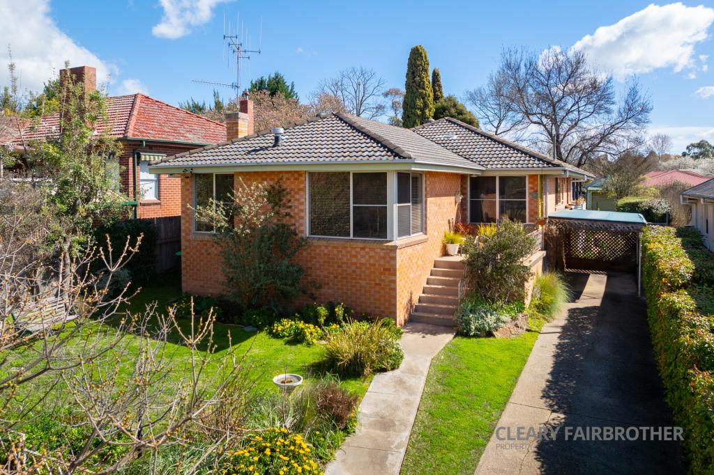 13 Gladstone St, Bathurst, NSW 2795