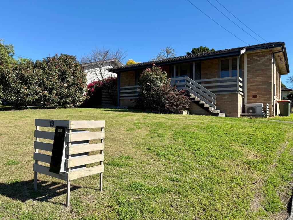 19 Dawson Cres, Gloucester, NSW 2422