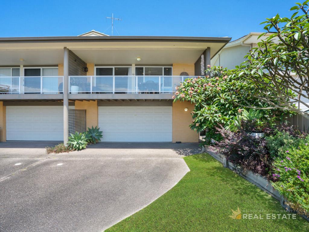 1/2 Moorooba Cres, Nelson Bay, NSW 2315