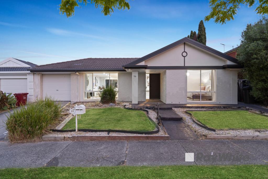 36 SHERWOOD RD, NARRE WARREN SOUTH, VIC 3805