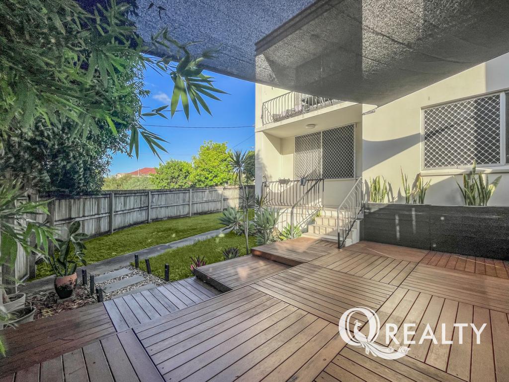 1/15 Barter Ave, Holland Park, QLD 4121