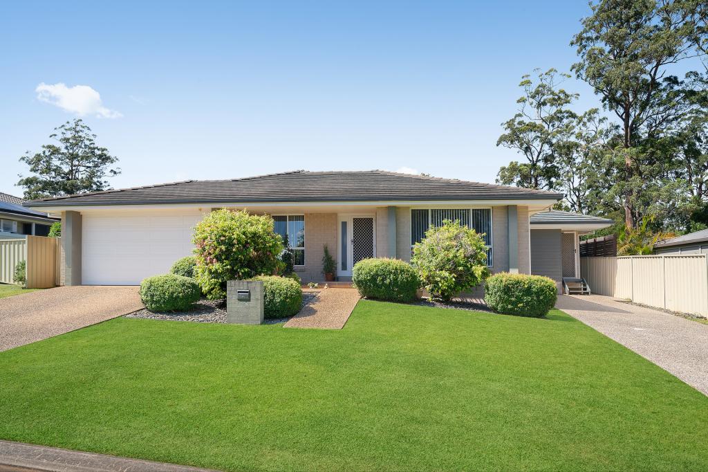 11 TALLOW WAY, PORT MACQUARIE, NSW 2444