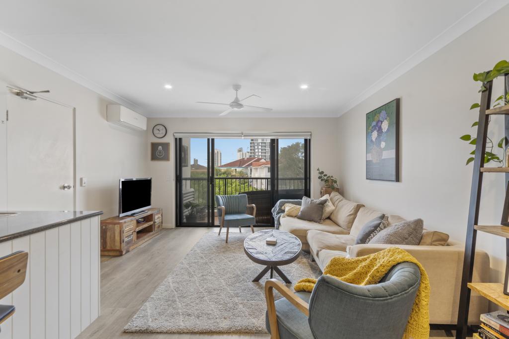 26/16-24 Purli St, Chevron Island, QLD 4217