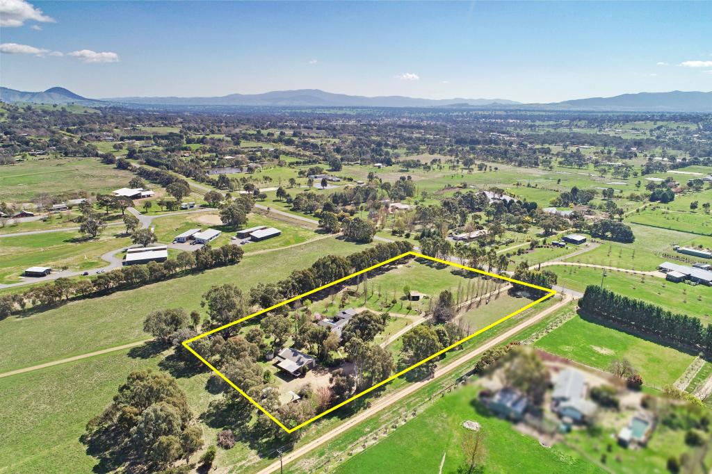 160 Ogilvies Rd, Mansfield, VIC 3722