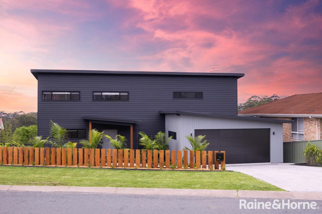 32 Seaspray St, Narrawallee, NSW 2539