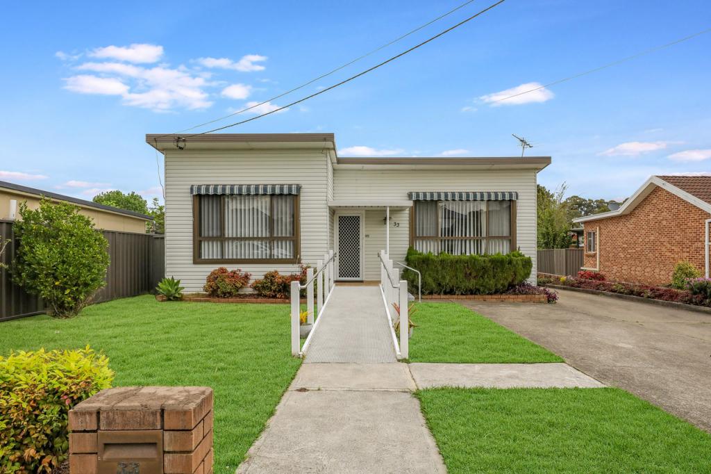 33 Ferndale Rd, Revesby, NSW 2212