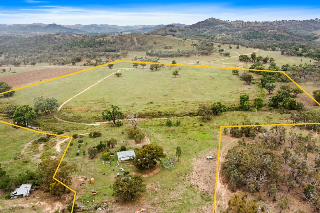 686 Uamby Rd, Goolma, NSW 2852