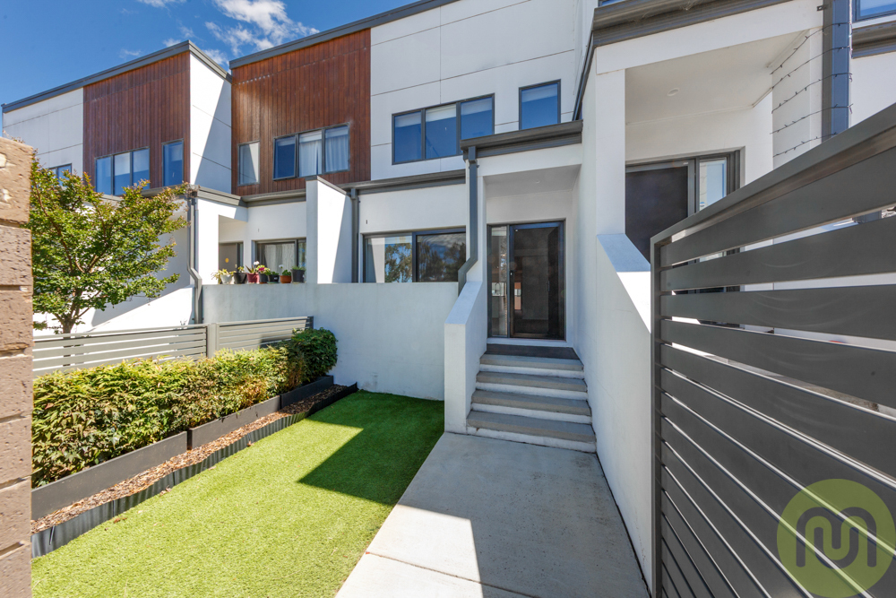 12b Colbung St, Coombs, ACT 2611