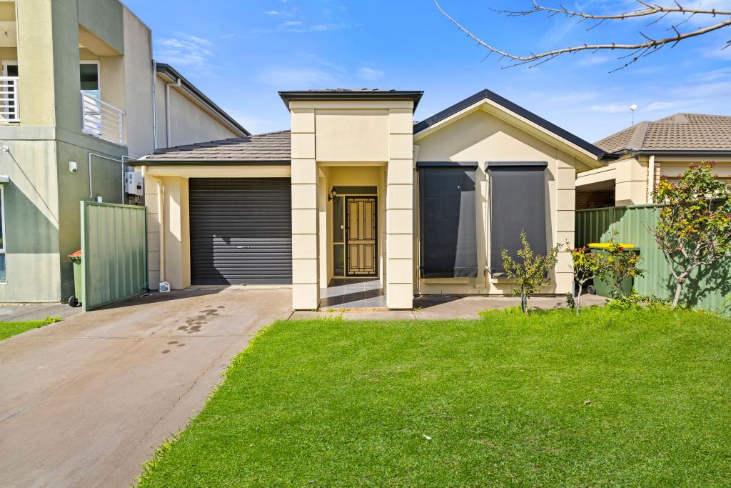 33 Macmillan Ave, Mawson Lakes, SA 5095