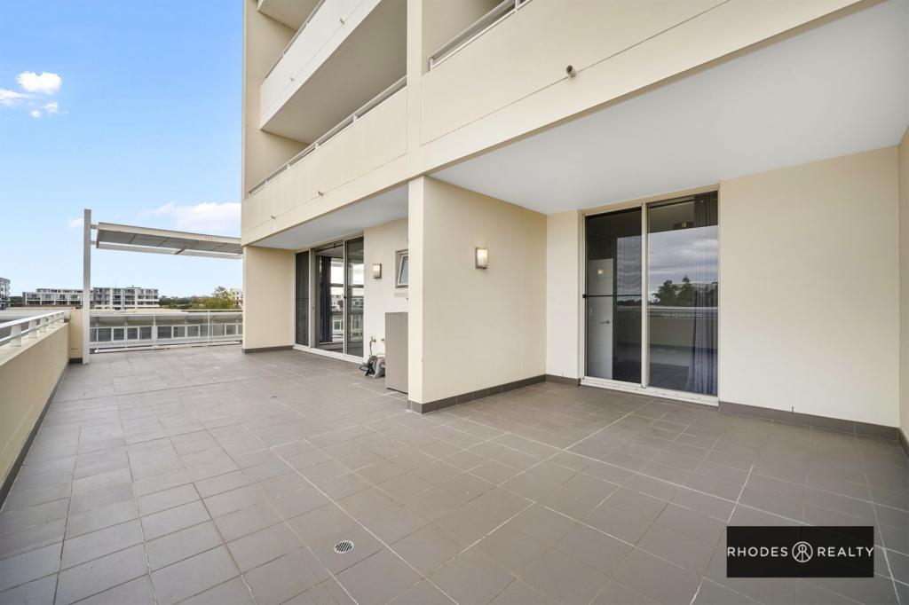 741/2 THE CRESCENT, WENTWORTH POINT, NSW 2127