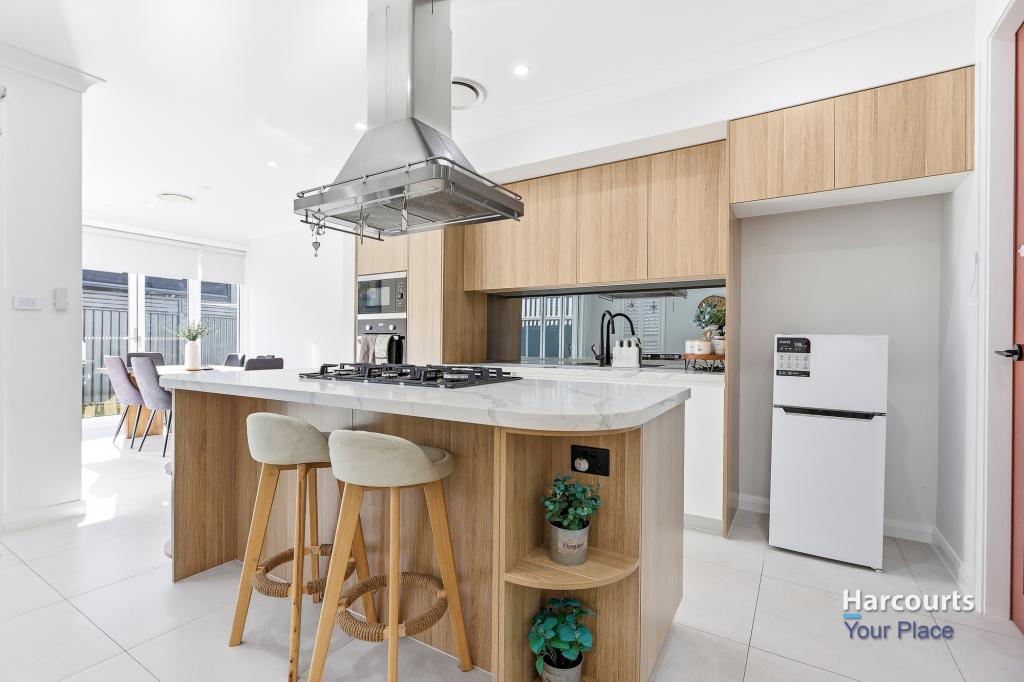 13 Portsmouth Cct, Jordan Springs, NSW 2747