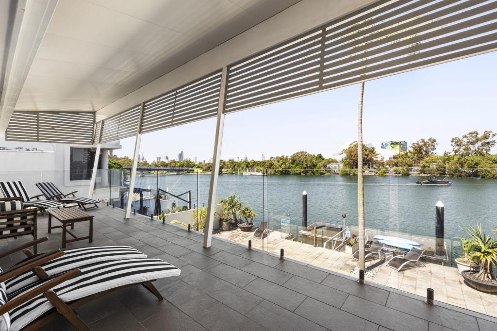 207 Stanhill Dr, Chevron Island, QLD 4217