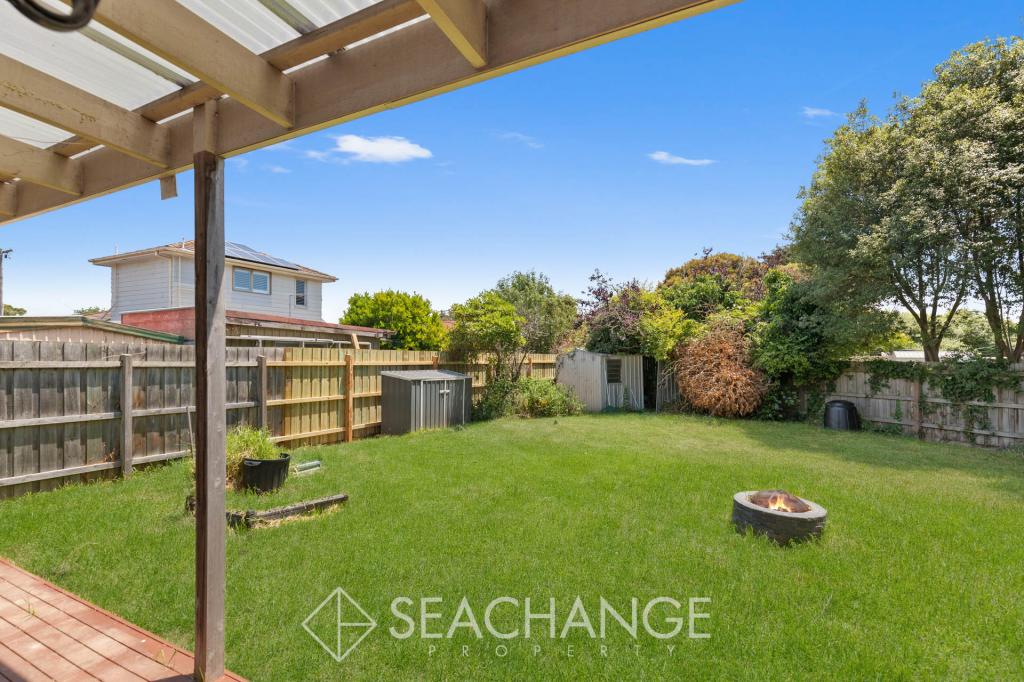 8 Talinga Ct, Mornington, VIC 3931