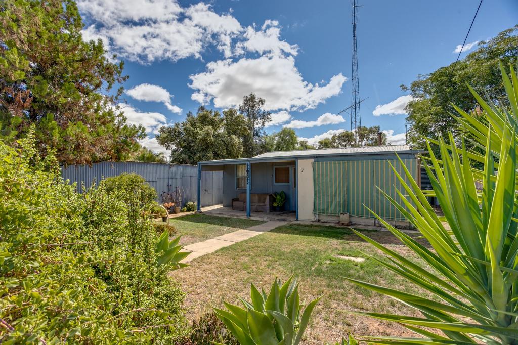 7 Sutton St, Cobdogla, SA 5346