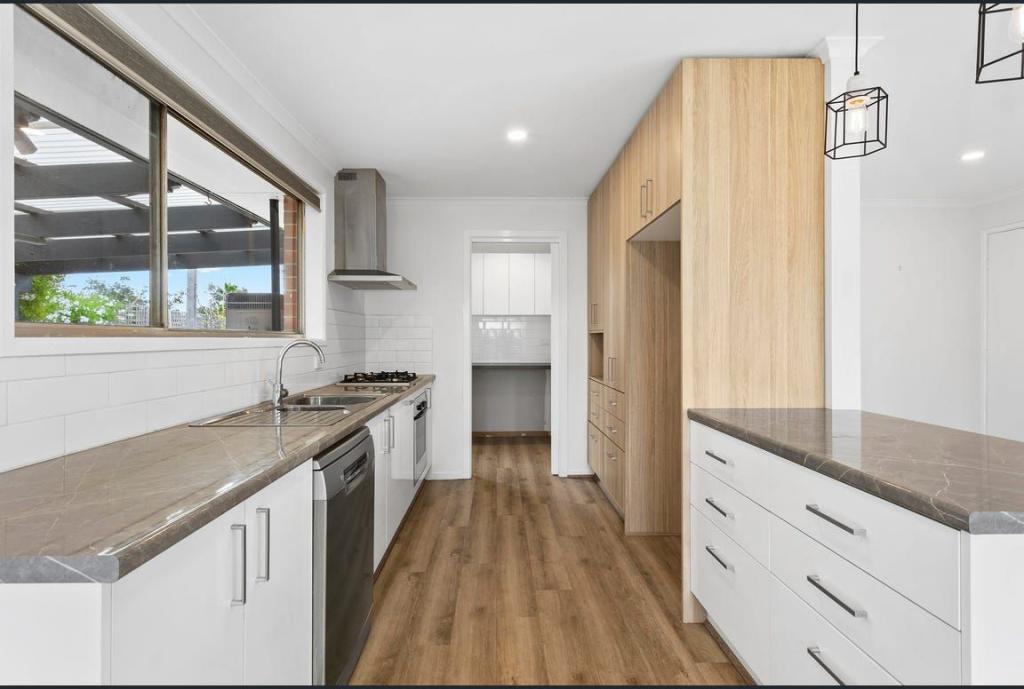 11 Terrigal Dr, Patterson Lakes, VIC 3197