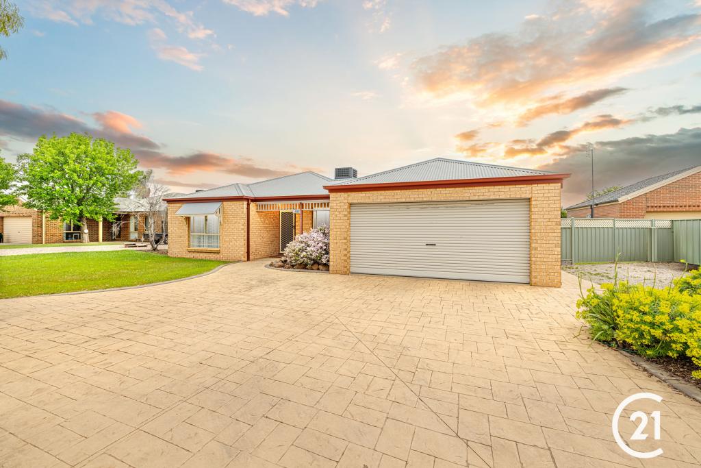 1 John Cl, Echuca, VIC 3564