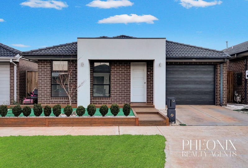 12 Inverness Pl, Thornhill Park, VIC 3335