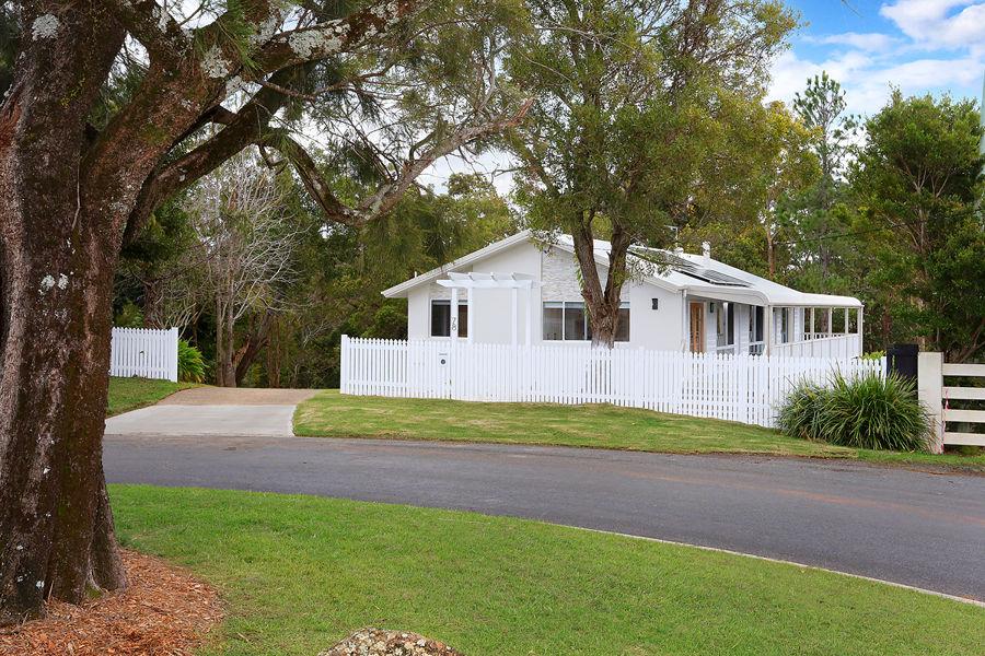 78 Magnetic Dr, Tamborine Mountain, QLD 4272