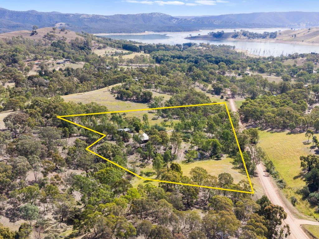 135 Banumum Rd, Mansfield, VIC 3722