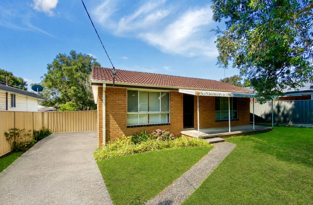 49 Manuka Pde, Gorokan, NSW 2263