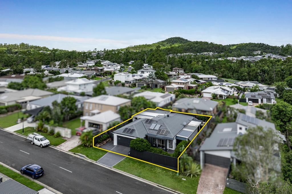7 Cobb & Co Dr, Oxenford, QLD 4210
