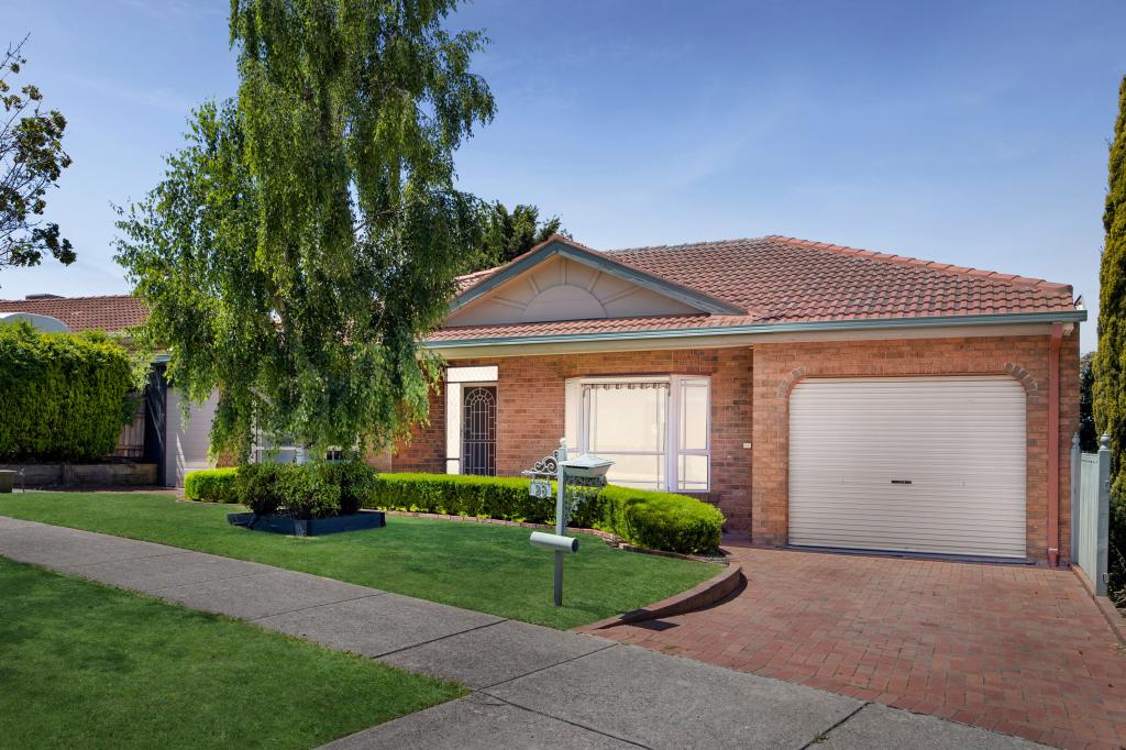 28 Heatherbrae Cres, Sunbury, VIC 3429