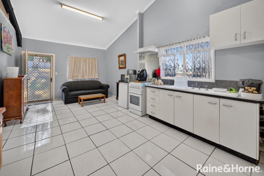 28 Taylor St, Maryvale, QLD 4370
