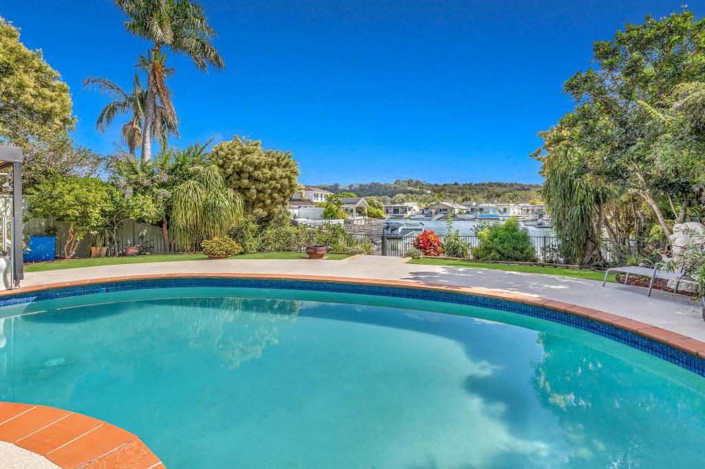 5 Headsail Ct, Currumbin Waters, QLD 4223