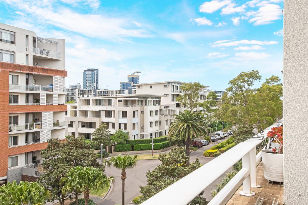 513/19 HILL RD, WENTWORTH POINT, NSW 2127