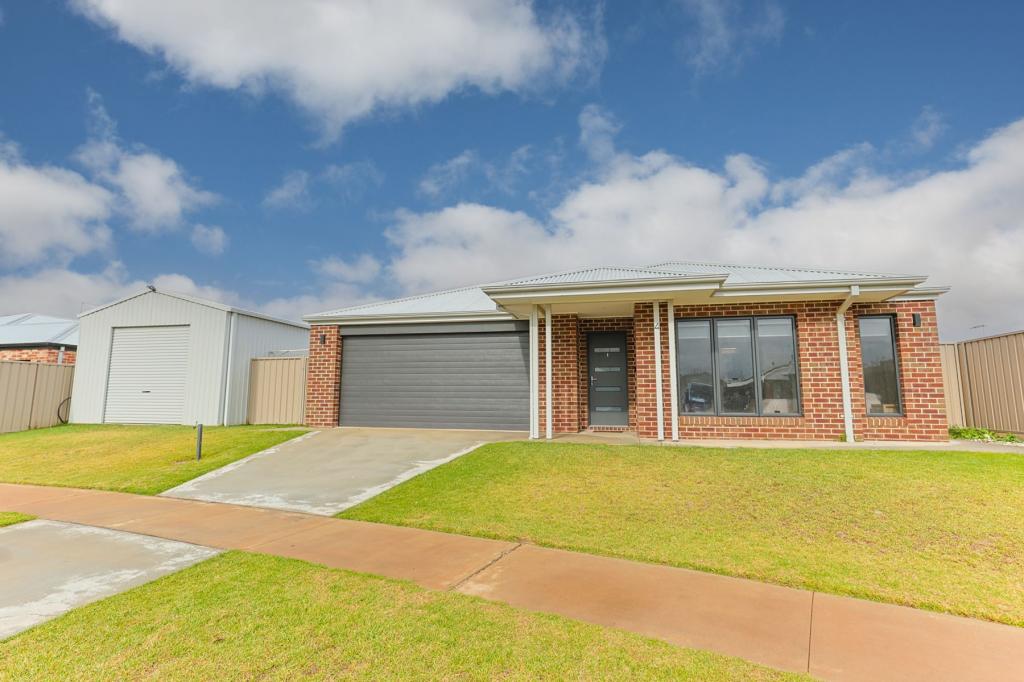 4 Gould Pde, Red Cliffs, VIC 3496