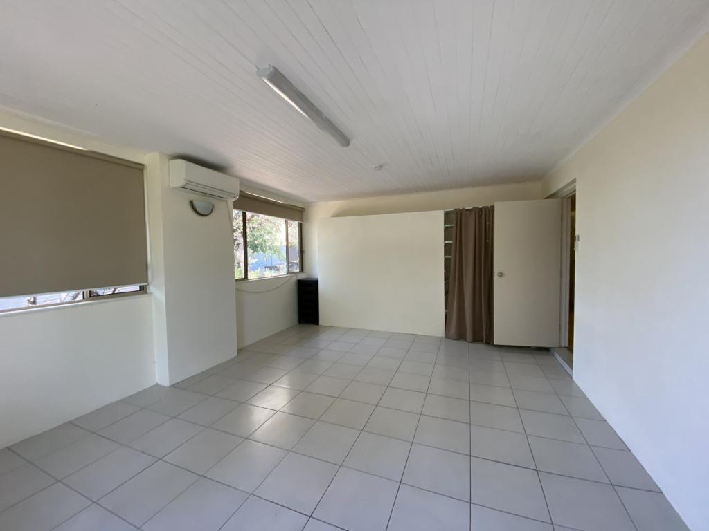 135 Woods Tce, Braitling, NT 0870