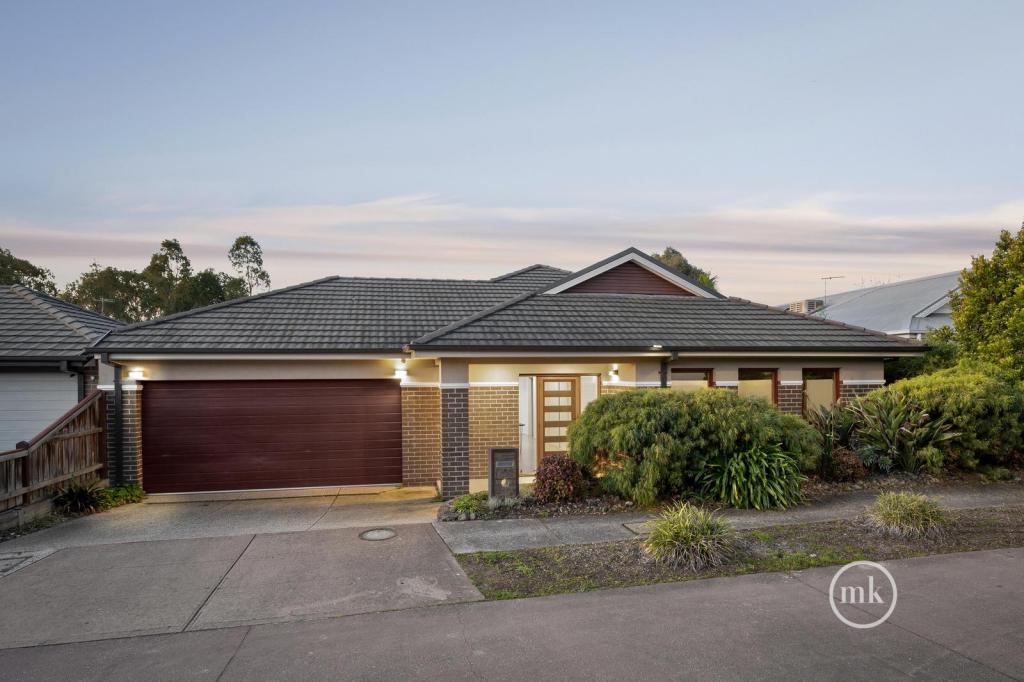 4 Lake Front Mews, Doreen, VIC 3754