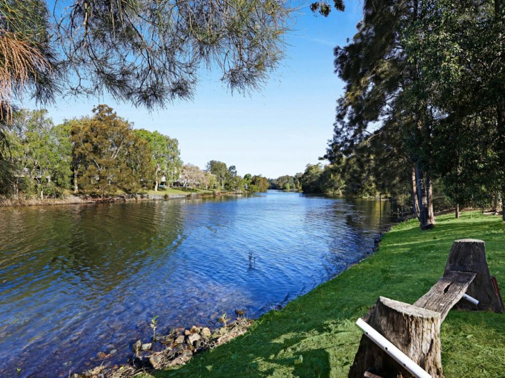 24/21 Regensberg Cl, Varsity Lakes, QLD 4227