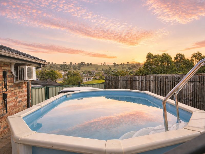 3 Lena Pl, Kearns, NSW 2558