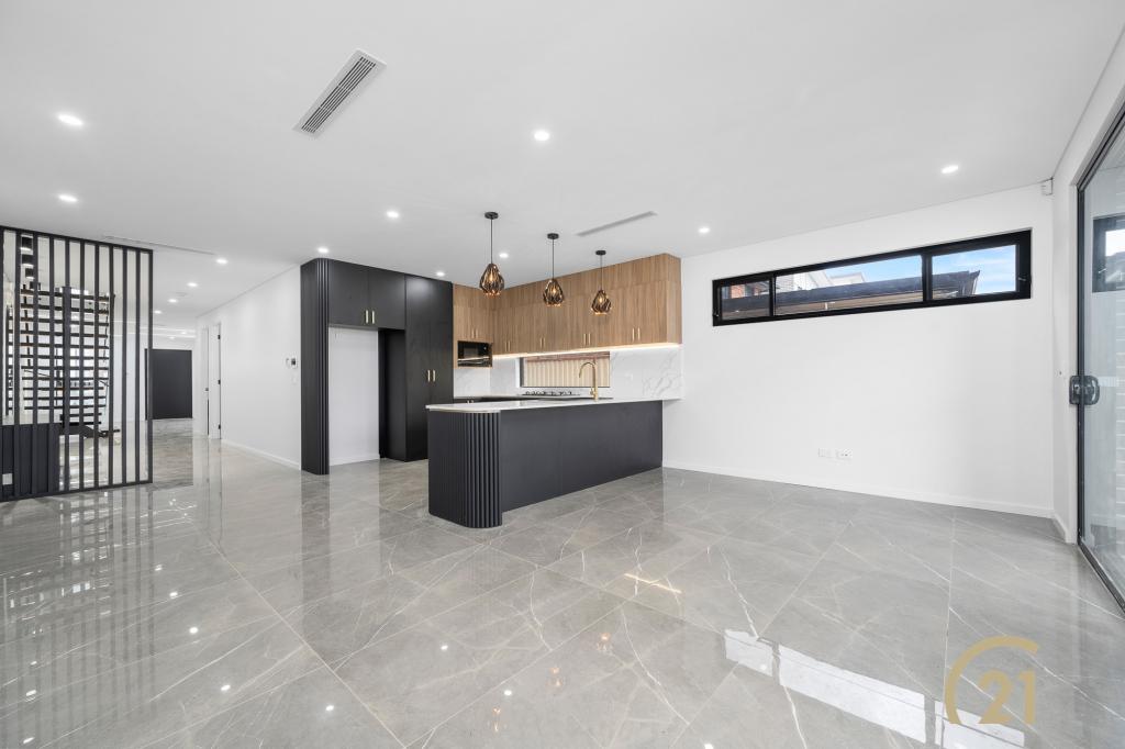 49 Ligar St, Fairfield Heights, NSW 2165