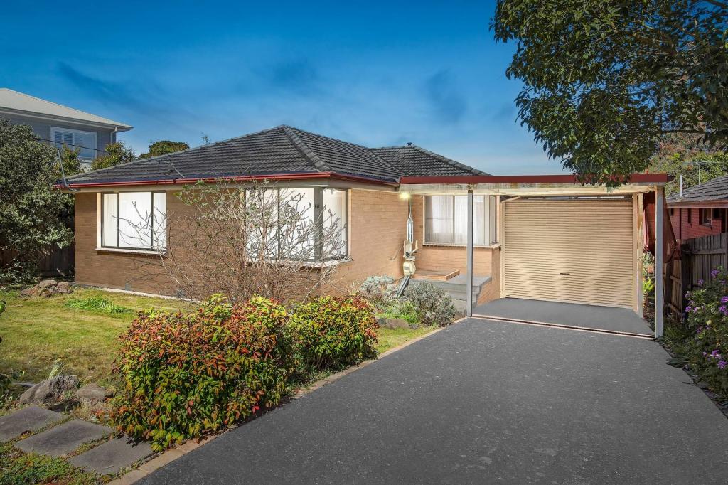 8a Station Rd, Montmorency, VIC 3094