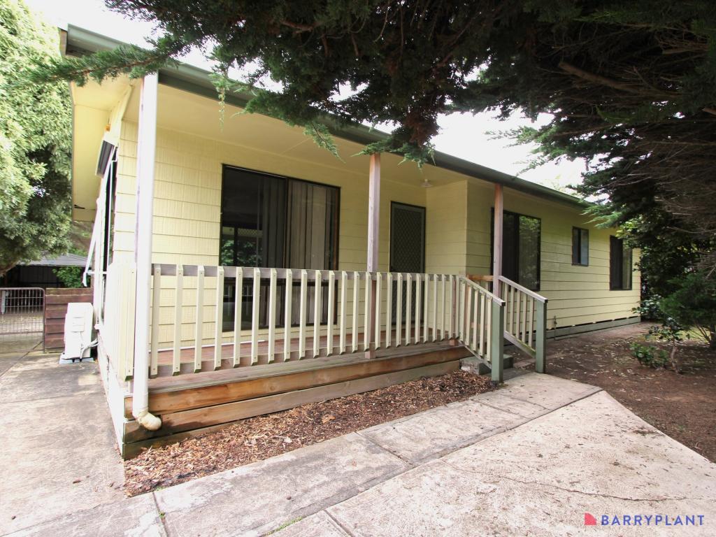 54 Wyndham Ave, Cowes, VIC 3922
