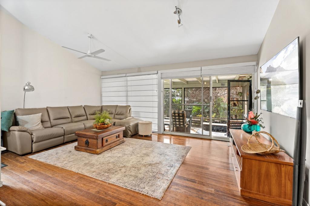 4 BEREN PL, CRANEBROOK, NSW 2749