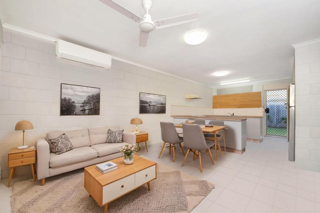 2/32 Albury St, Pimlico, QLD 4812